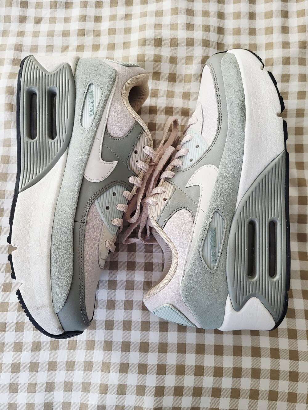 Nike Air Max 90 LV8 Sneakers, Sanddrift And Jade Horizon Colorway, Women's 9.5 - Picture 8 of 12
